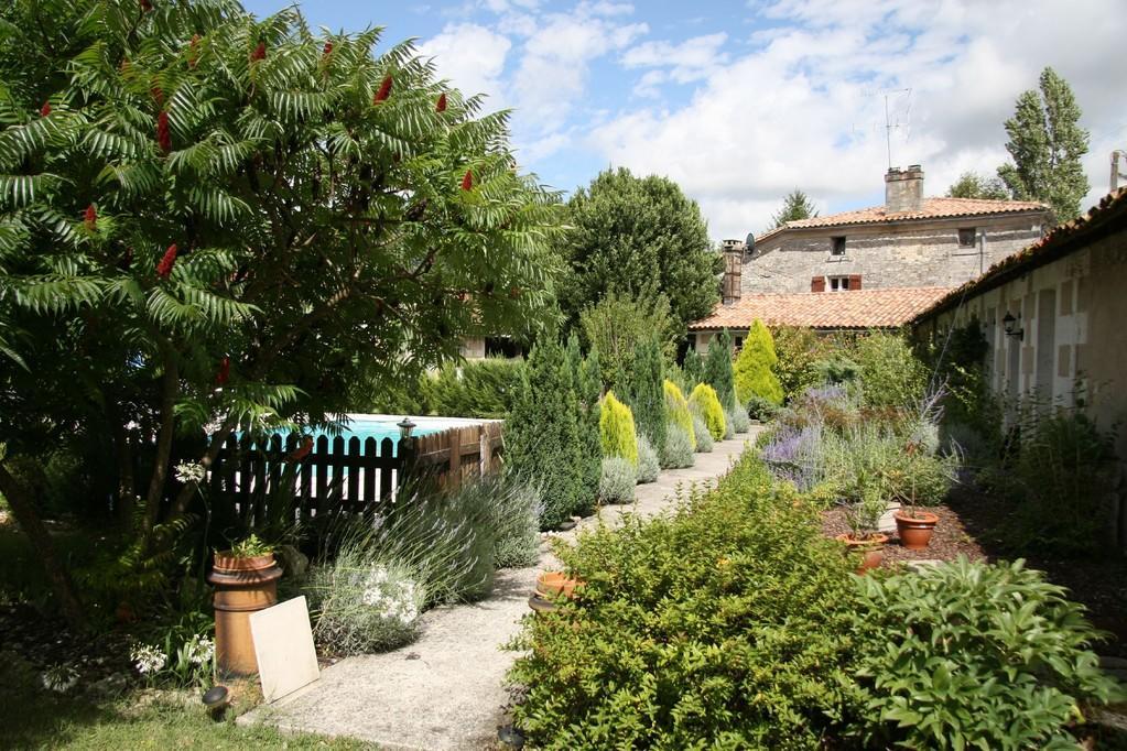 Bed and Breakfast La Tonnellerie Chateauneuf-sur-Charente Екстер'єр фото